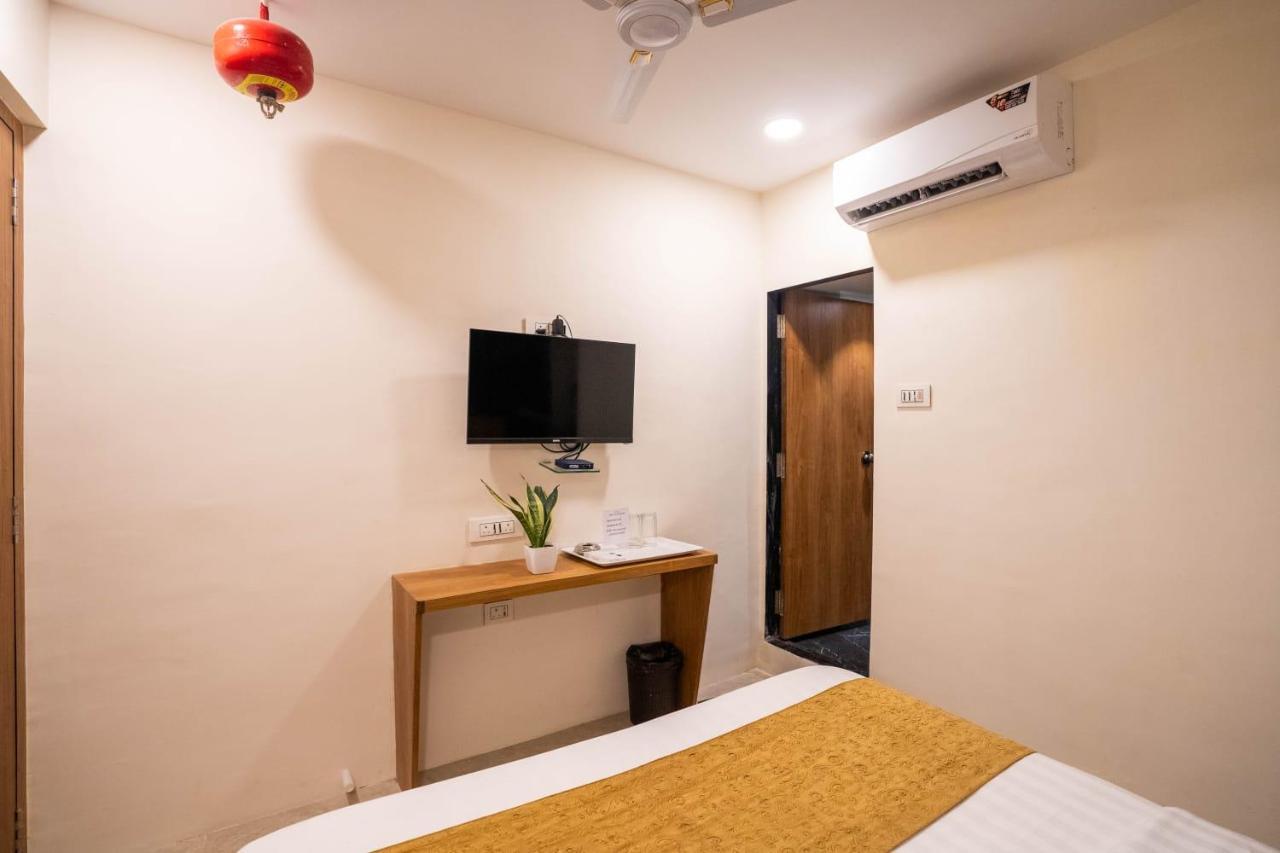 Hotel The Platinum Mumbai