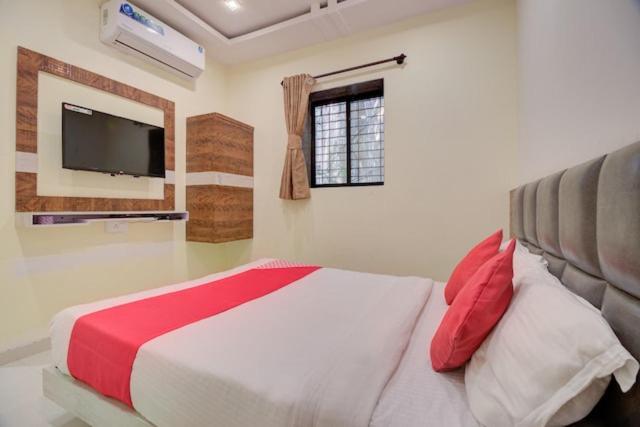 Guest house Royal Orbit In Mumbai