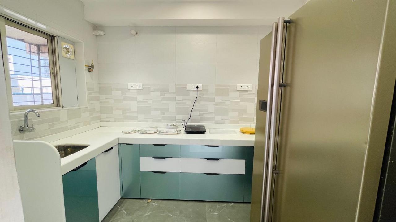 One Bedroom Apartment- Near Kokilaben Ambani Hospital, Andheri West * Mumbai