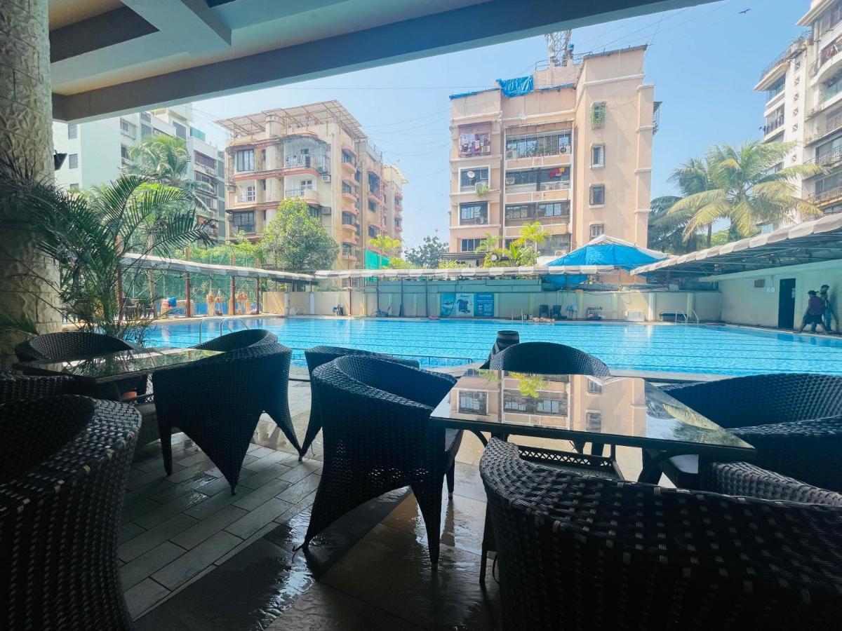 One Bedroom Apartment- Near Kokilaben Ambani Hospital, Andheri West