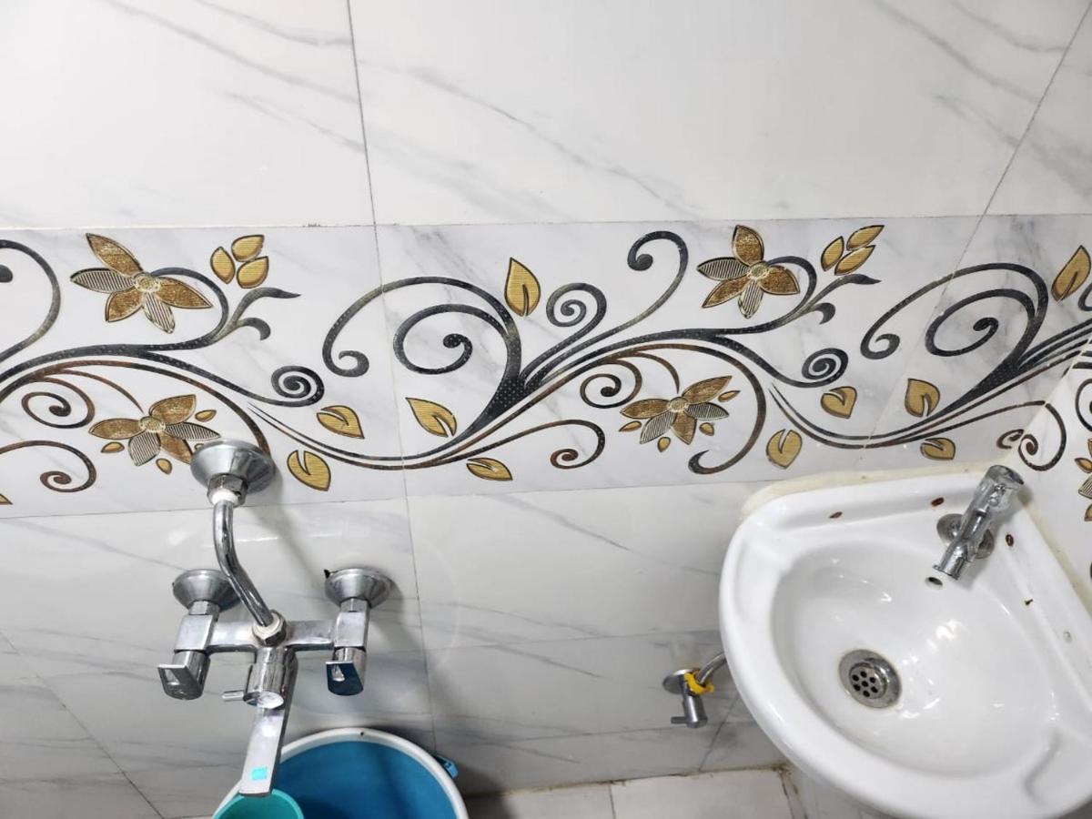 New Amaan Palace Guest house