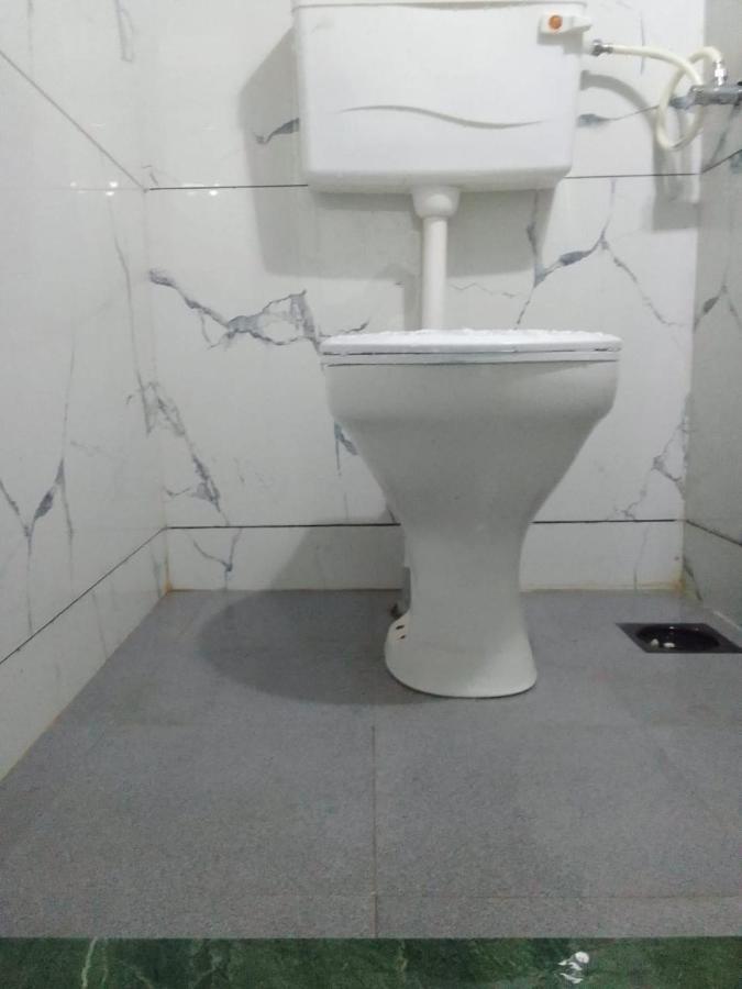 Guest house New Amaan Palace