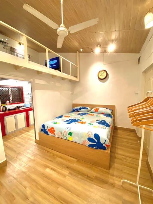 Bandra Holiday home *