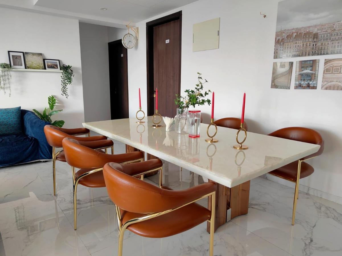 Premium In Hiranandani Powai By Maxxvalue - Chitranjan Bombaim