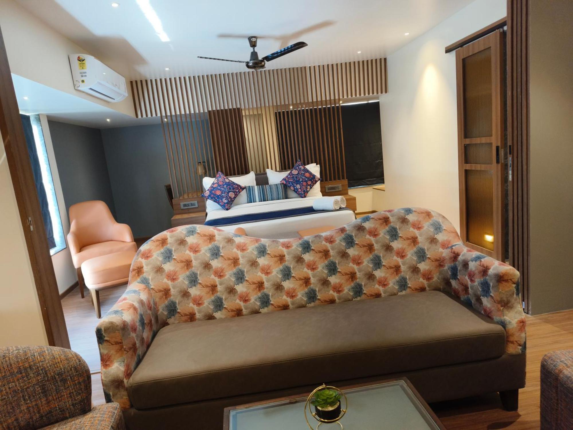 Le Grande - International Airport Hotel 3*