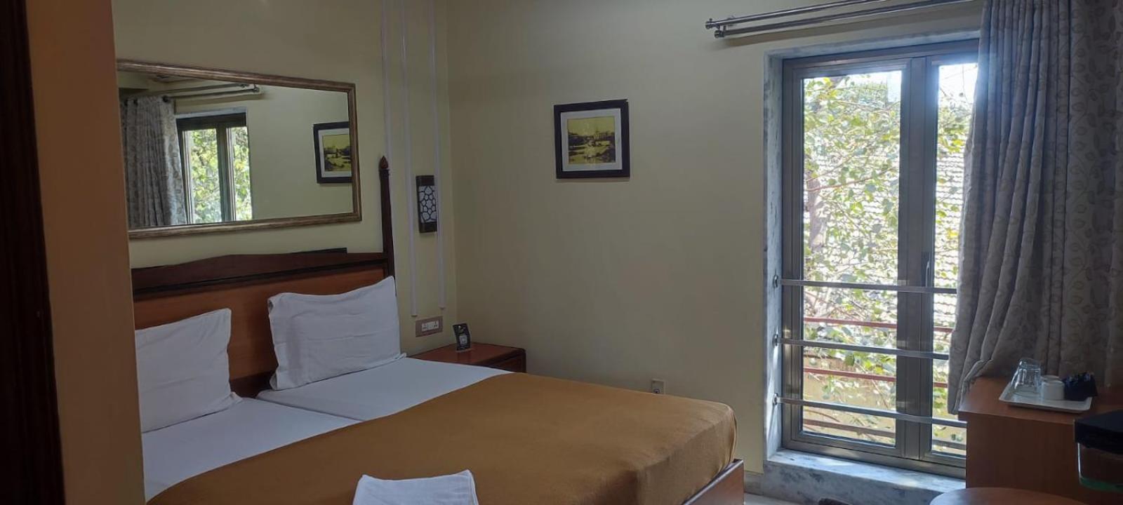 Royal Park Dockyard Hotel