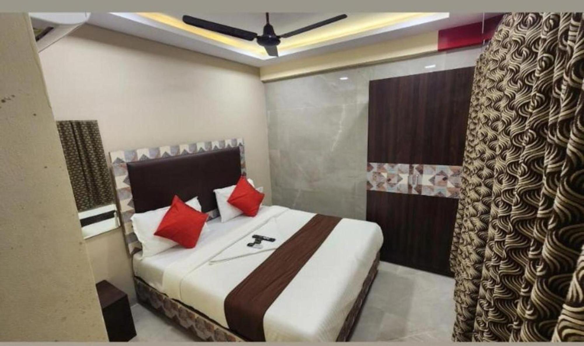 Hotel Vaithi Residency - Andheri West Mumbai