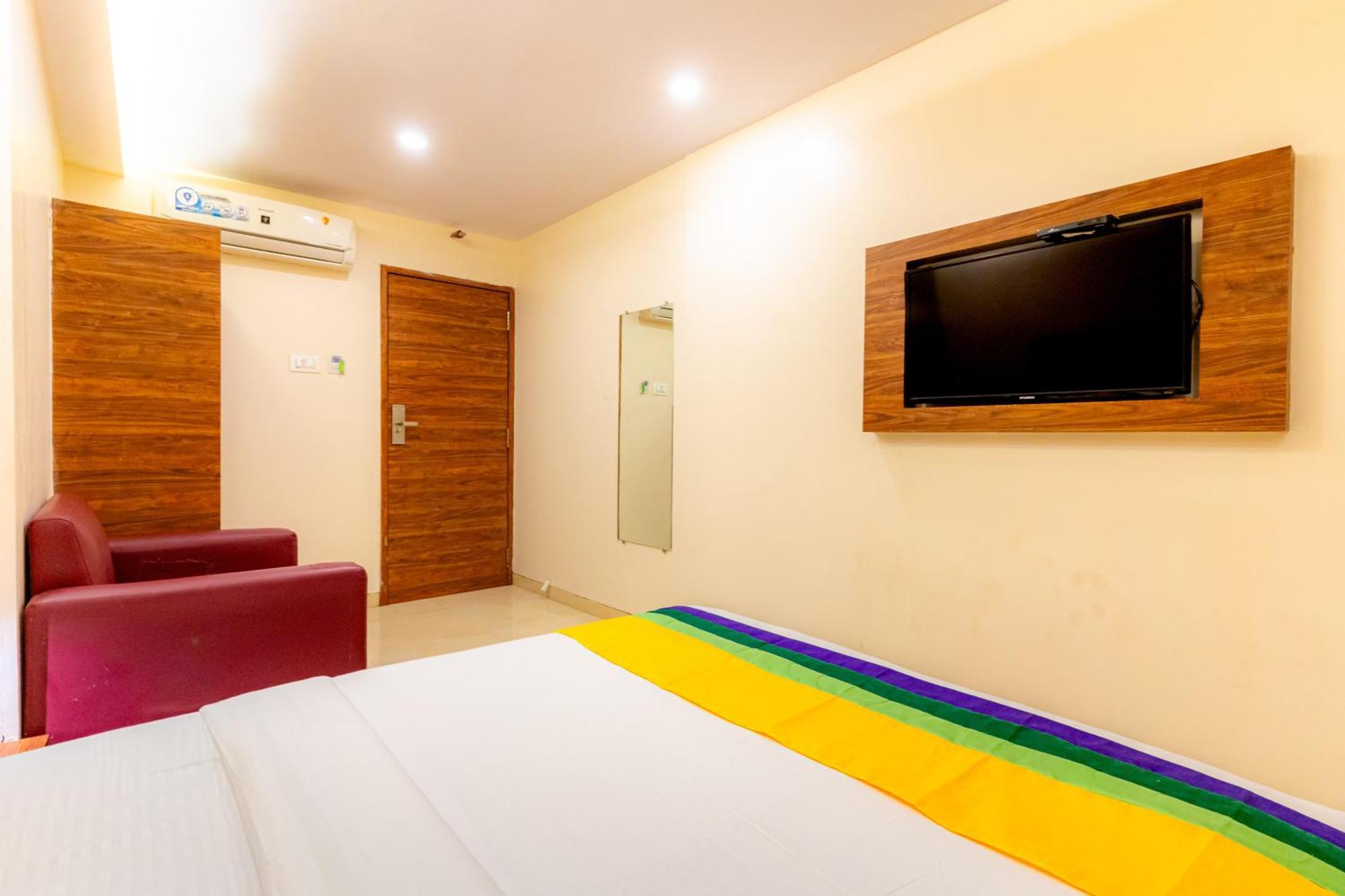 Hotel Itsy Elegant Mumbai