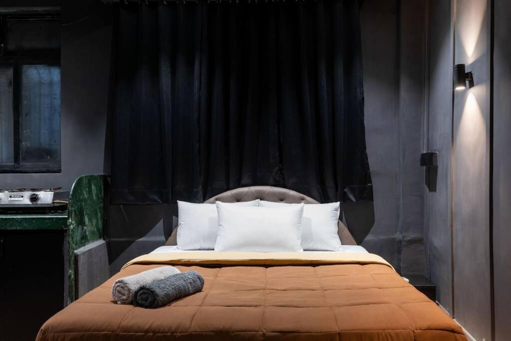 Apartment Welcome To The Darker Side Mumbai