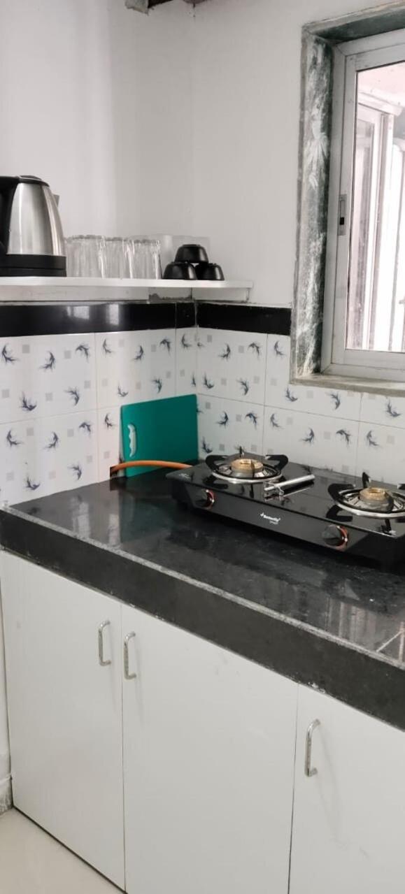 Apartment 1br In Lower Parel