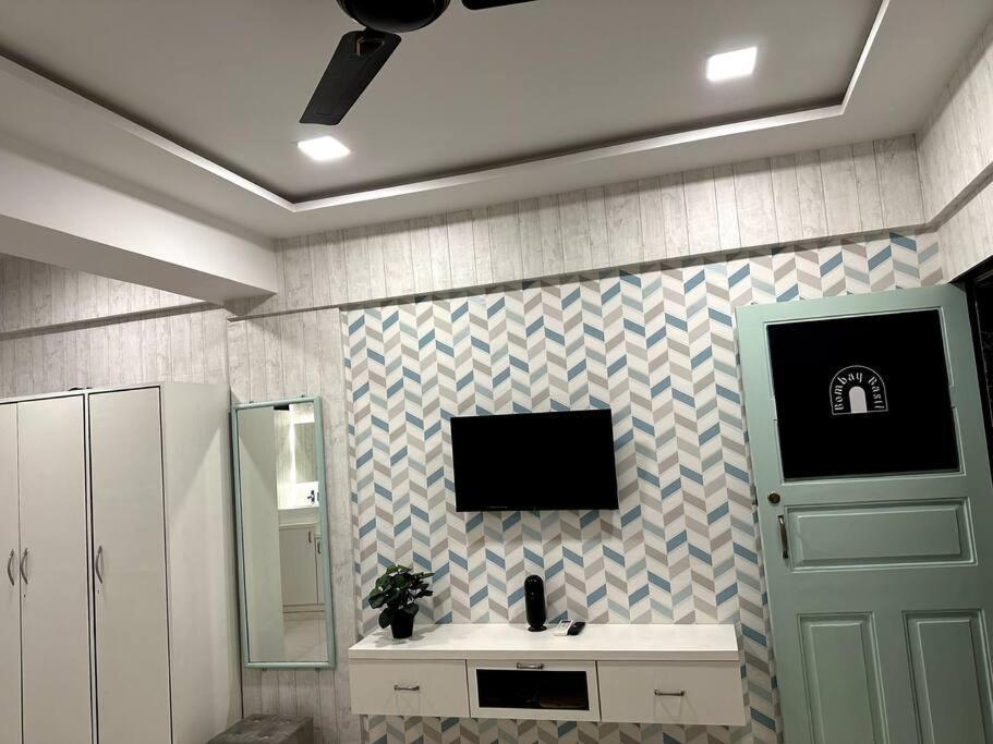Apartment Basti 1 Chuim Village Khar West Mumbai