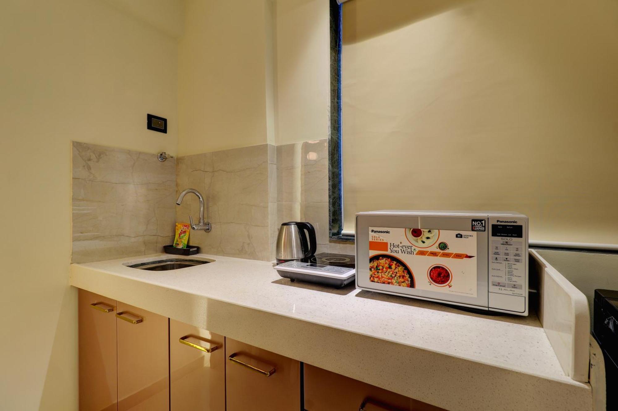 Apartment Home2 And Service Apartments, Airport