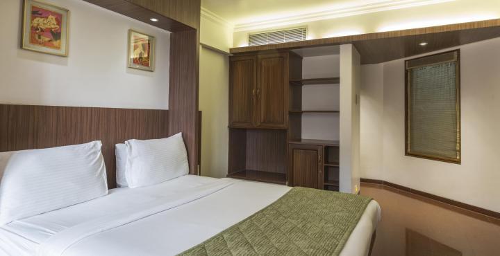 The Paradise By Tunga