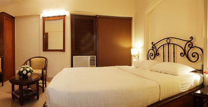 Bloom - Juhu Hotel