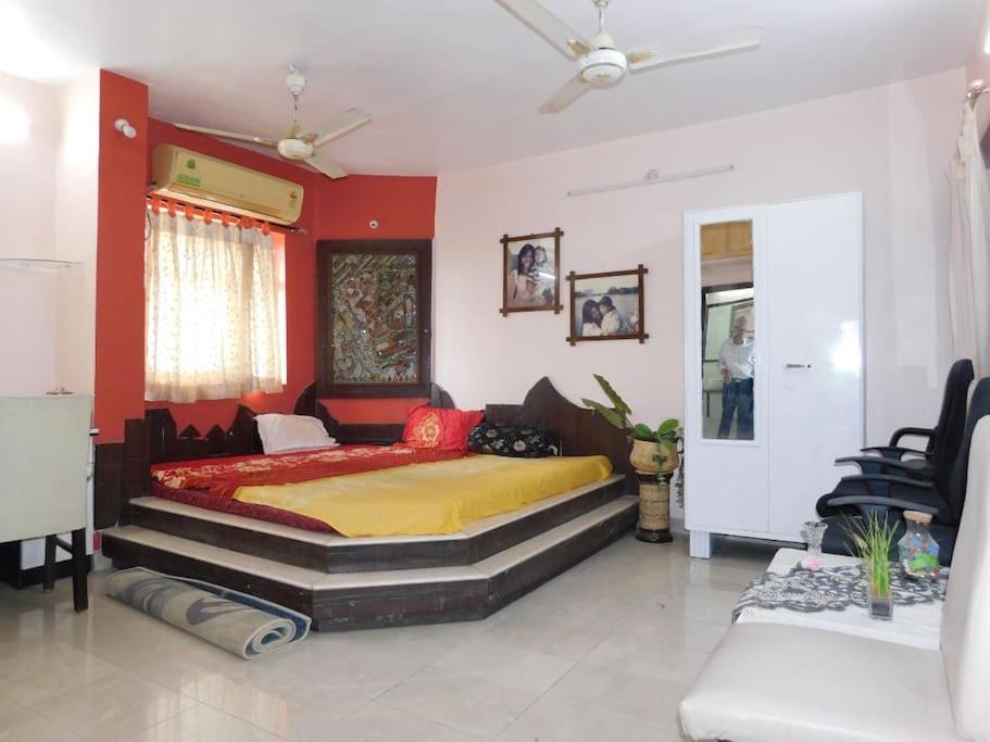 Cozy Private W Private Bath N Skyline View Apartment *