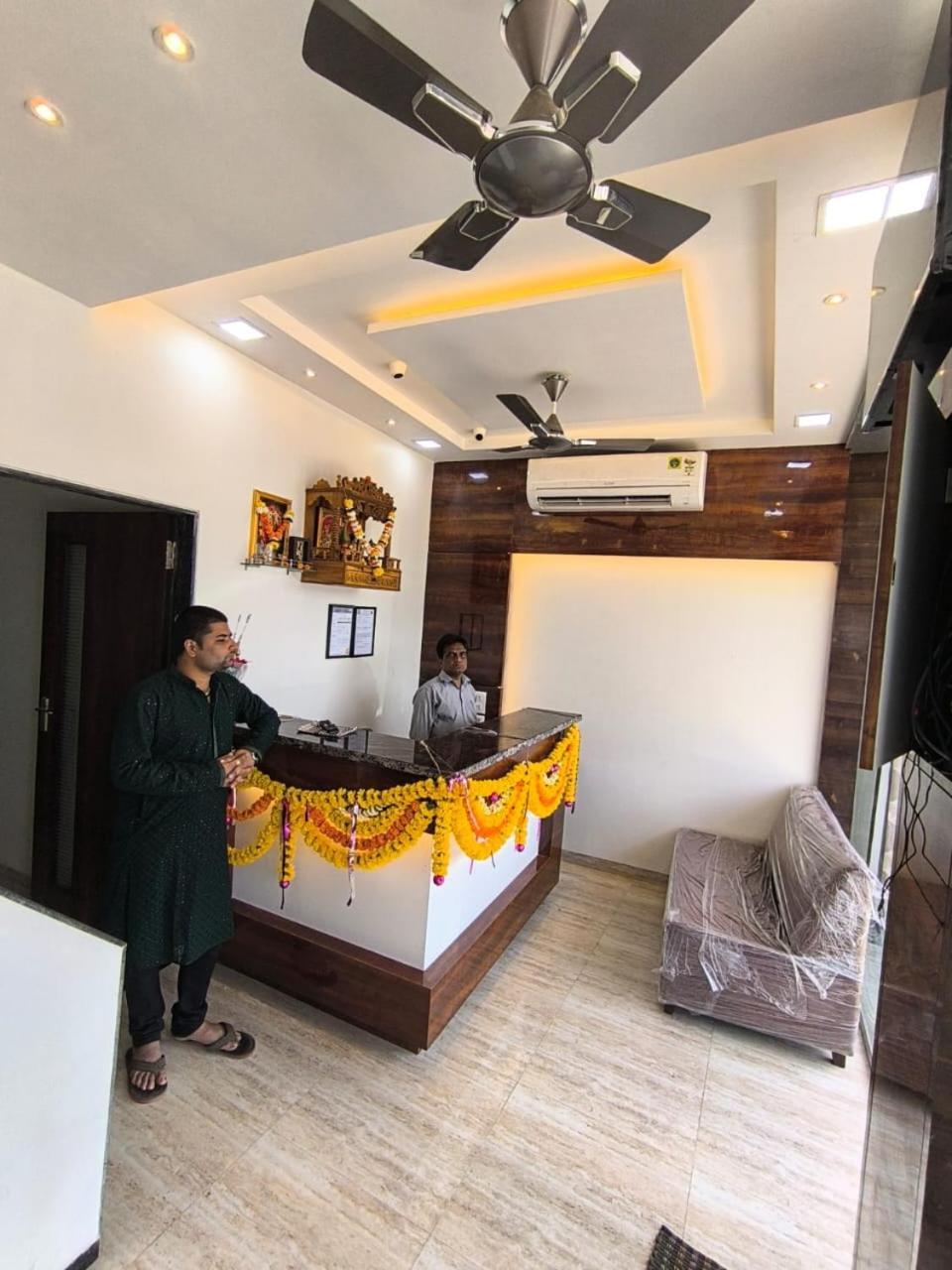 Hotel Sapna & Boarding 2*