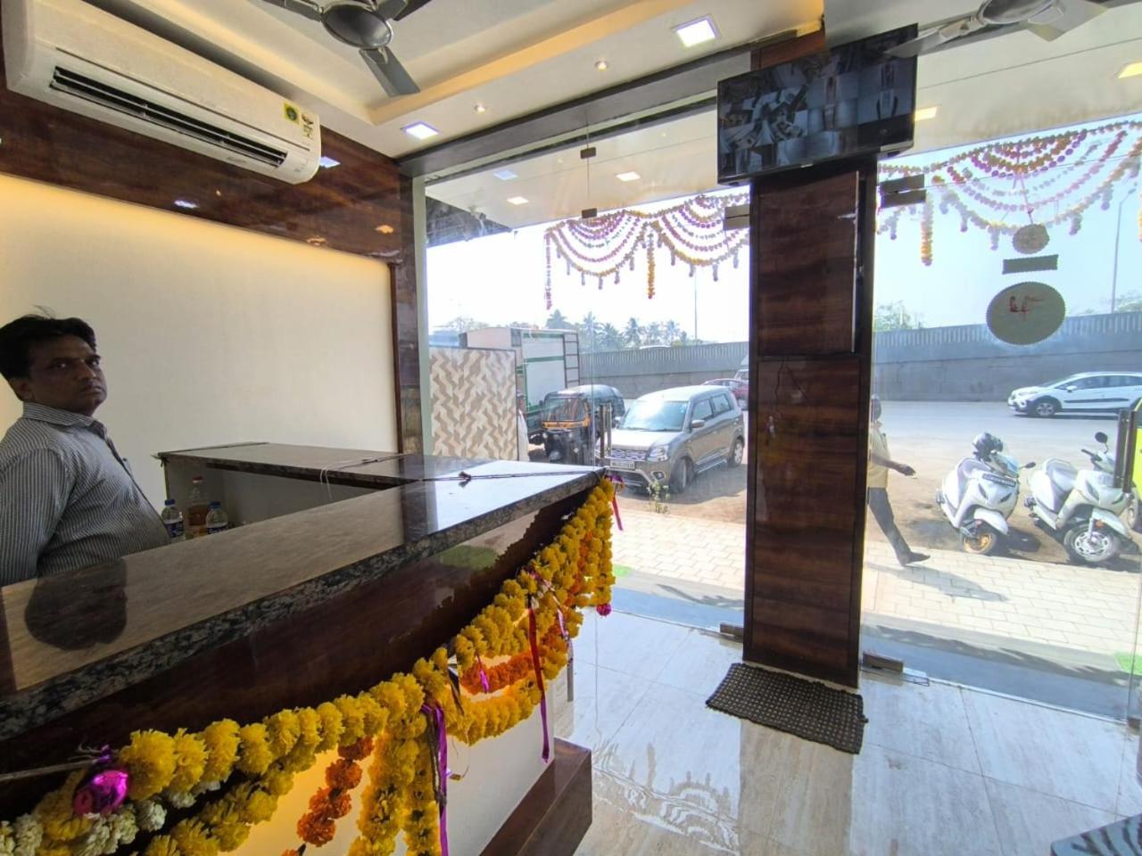 Sapna & Boarding 2* Mumbai