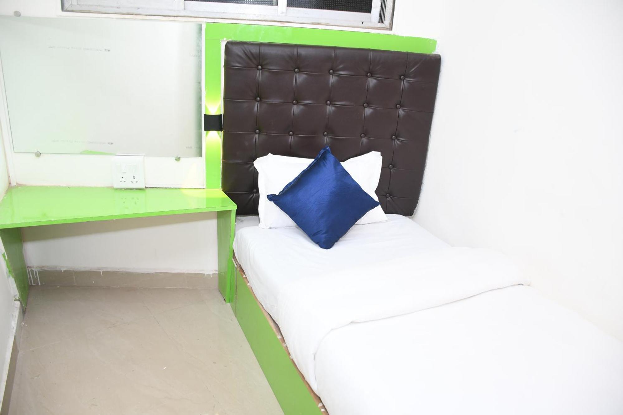 Airport Near T2 Hostel Mumbai