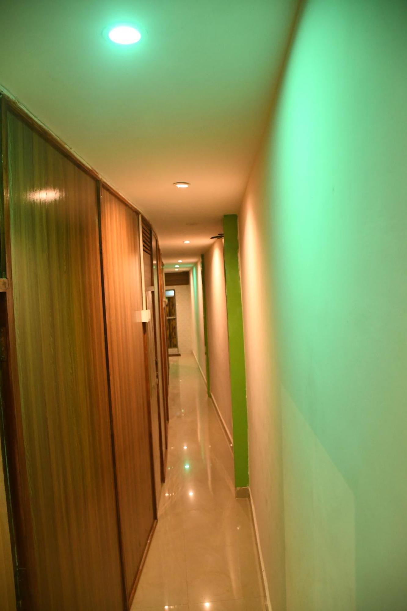 Hostel Airport Near T2 *