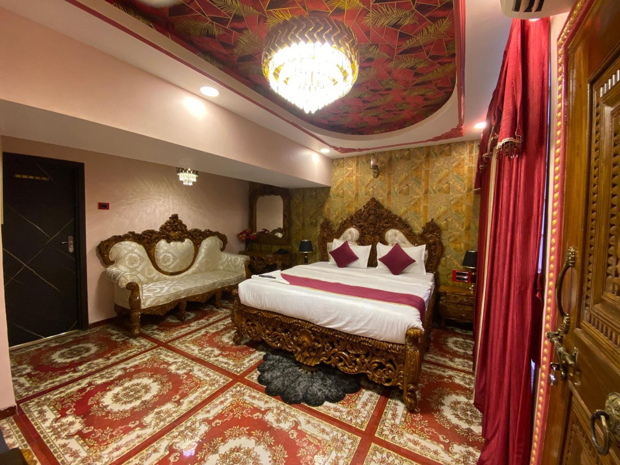 97 Inn- Andheri Versova 3*