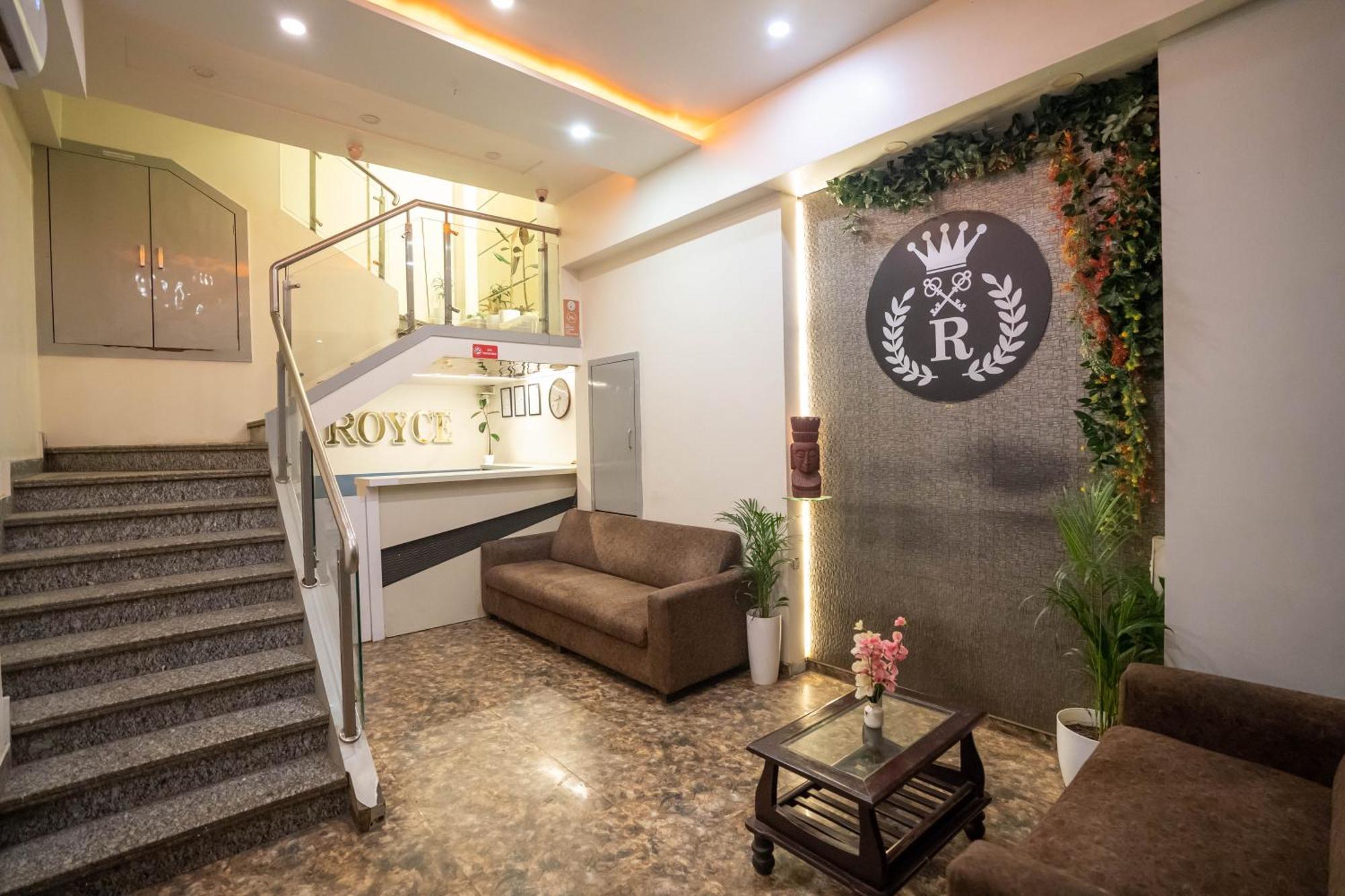 Royce Executive Near Us Consulate, Bandra Kurla Complex 3*