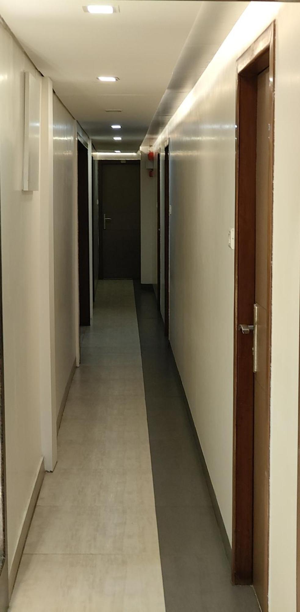 Apollo - Colaba Causeway 4*