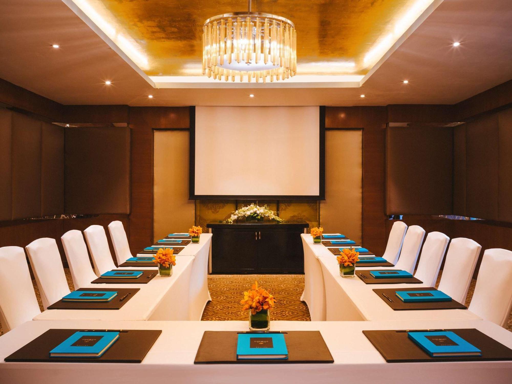 Sofitel Bkc 5*