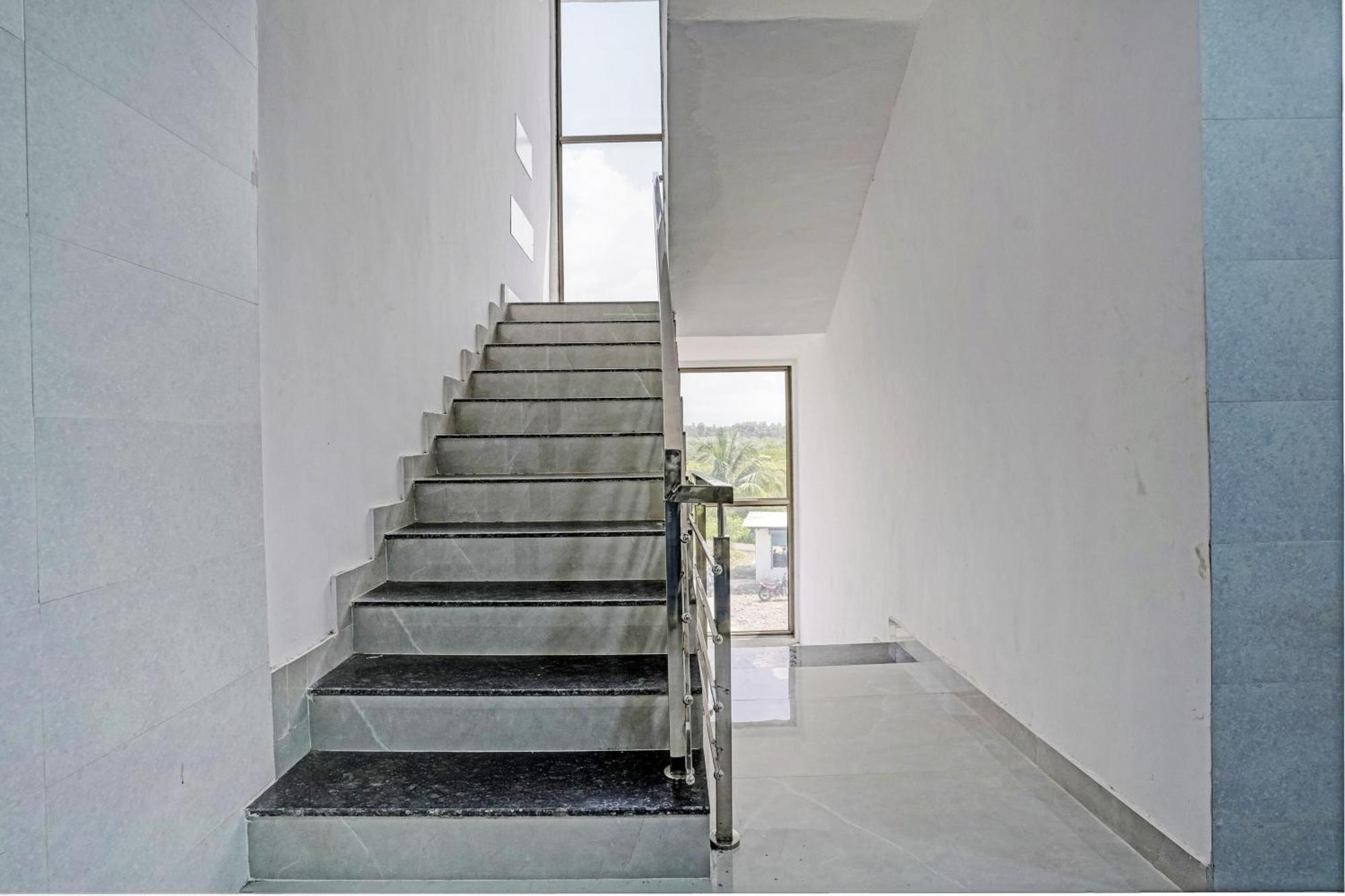 Spot On Relax Farm House Mumbai