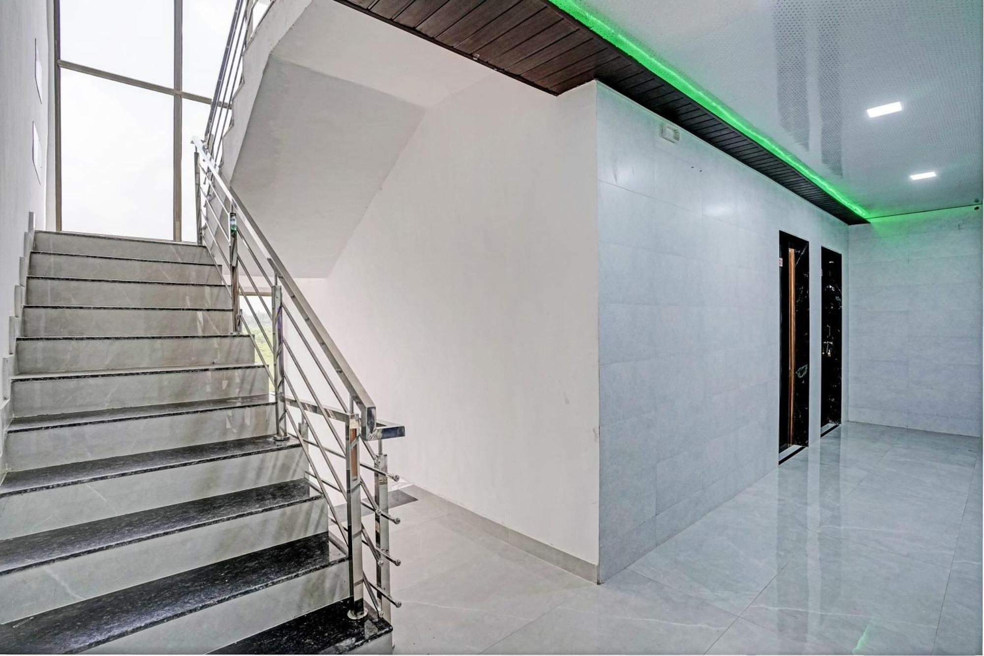 Spot On Relax Farm House 3* Mumbai