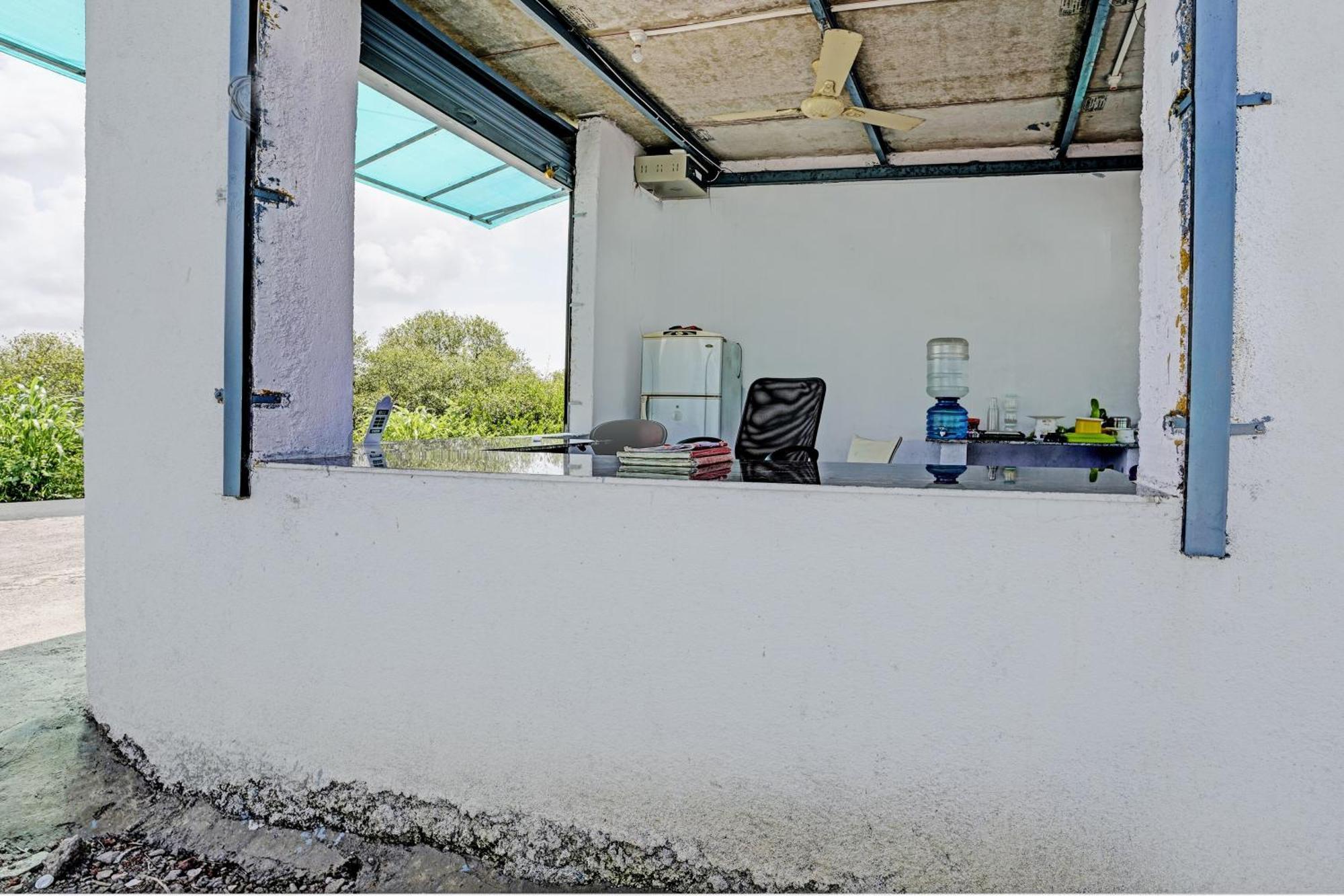 Spot On Relax Farm House Hotel 3*