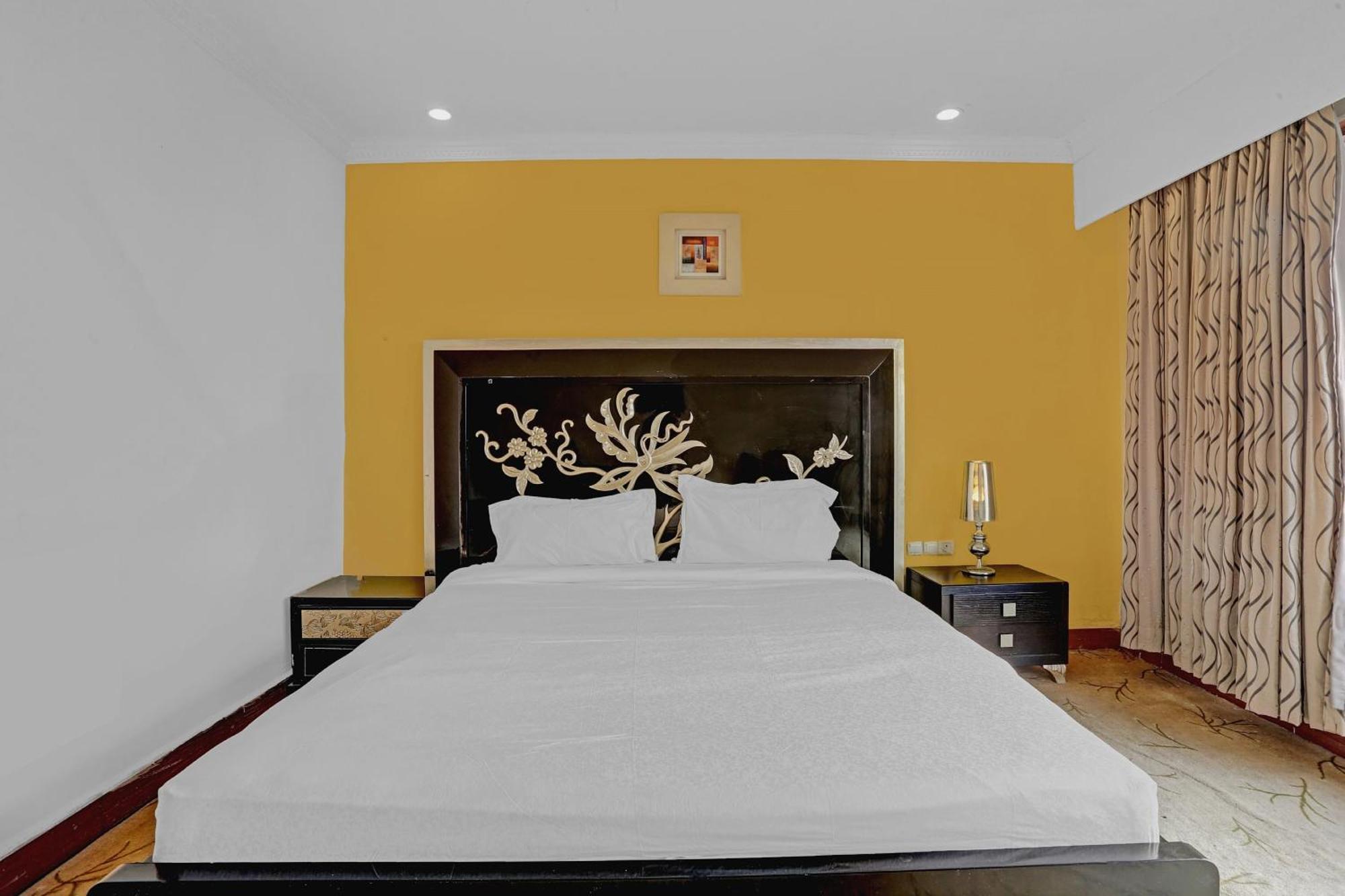Townhouse Royal Palms Shared Serviced 4*