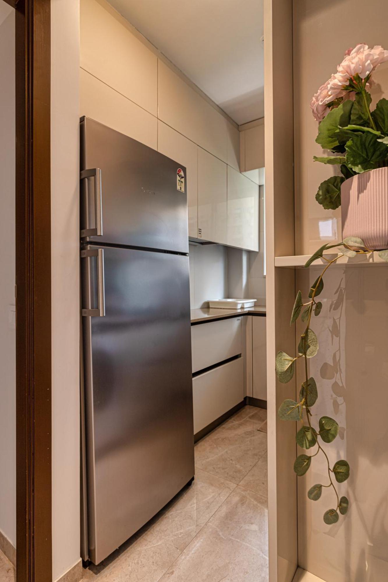 Entire One Bedroom - Hiranandani Gardens, Powai *