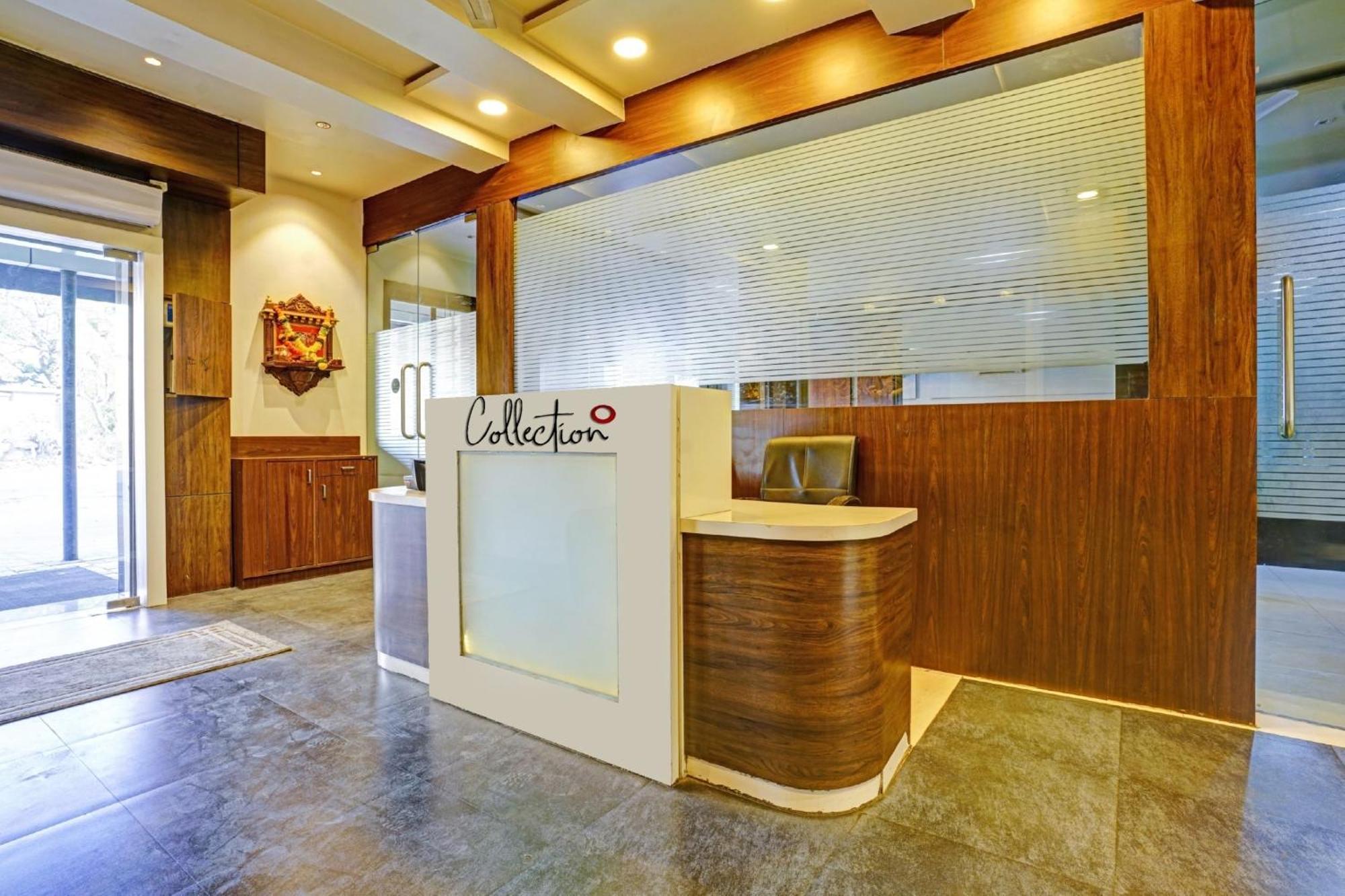 Collection O 81152 Krishna Hotel 3*