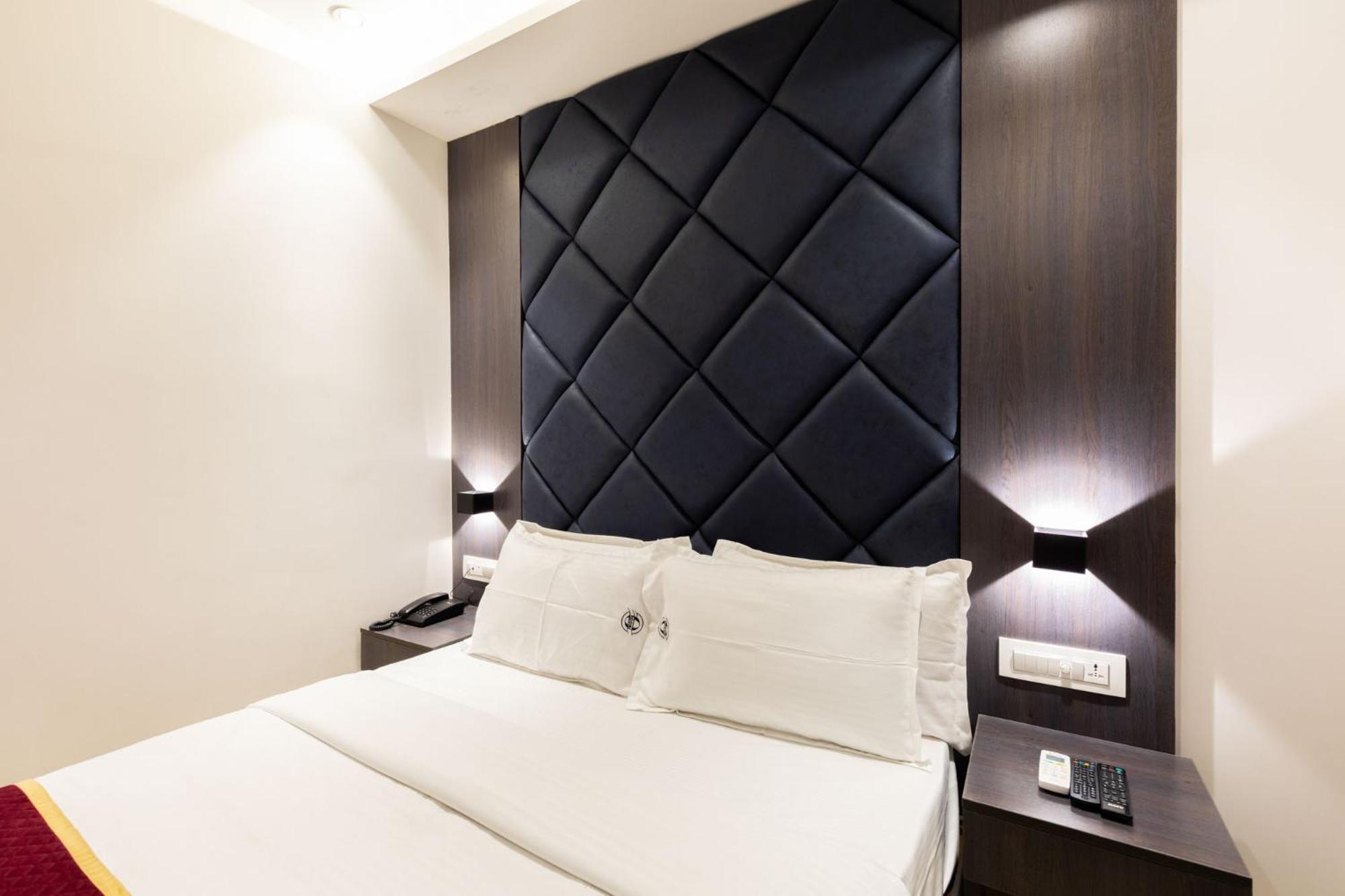 O Near International Airport Hotel 3*