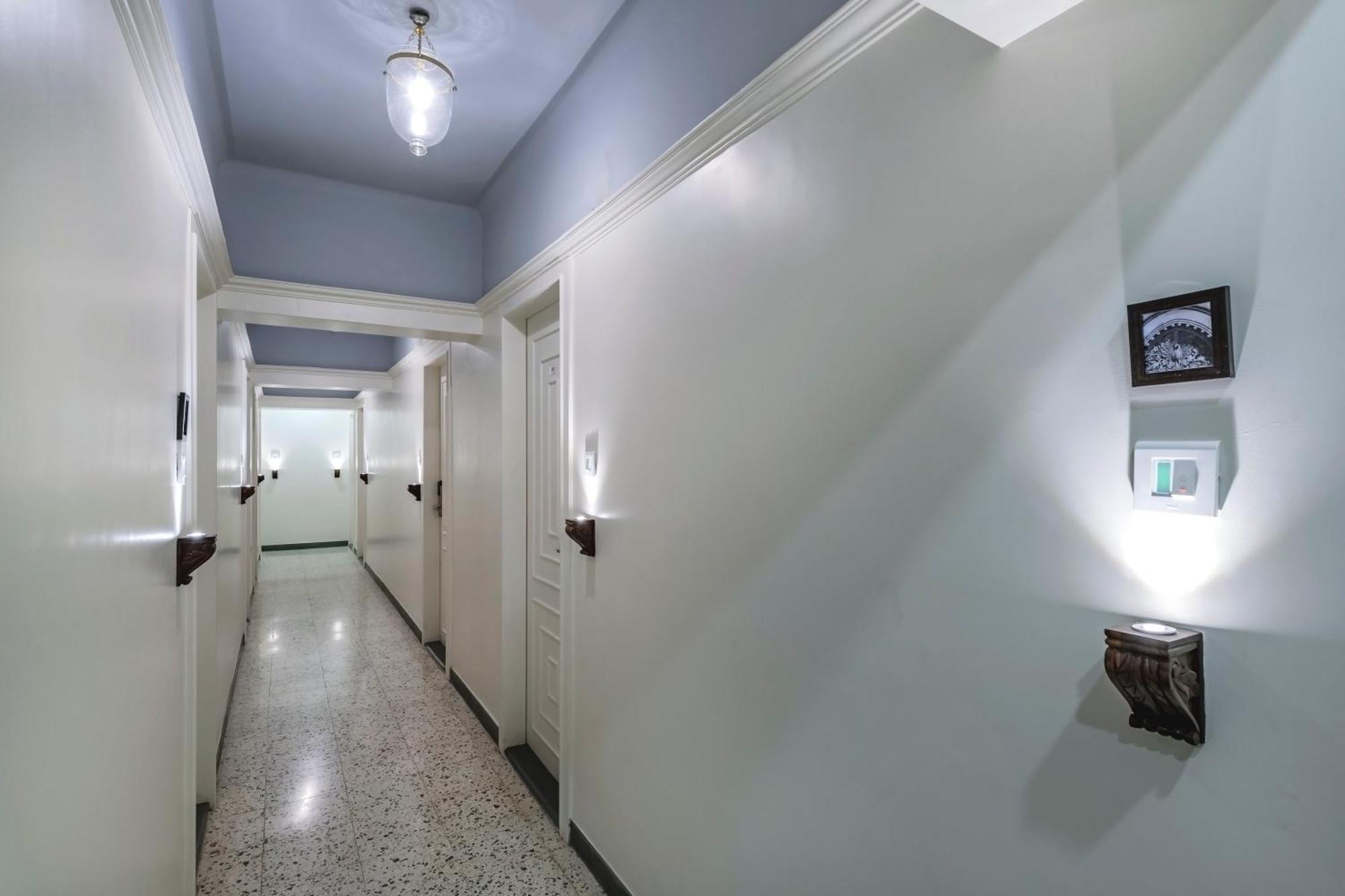 Kemps Corner Hotel Bombaim