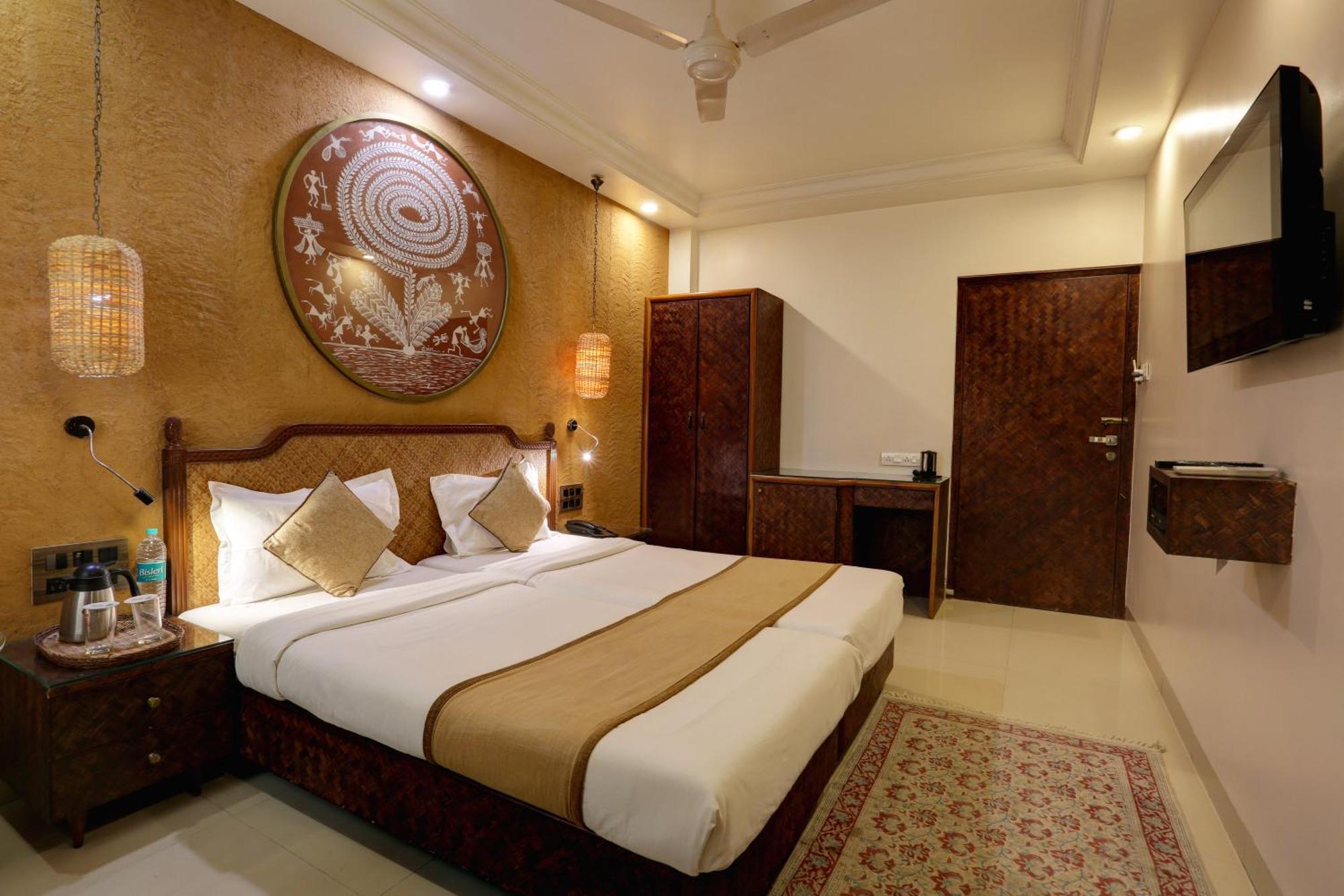 Accord Hotel Mumbai