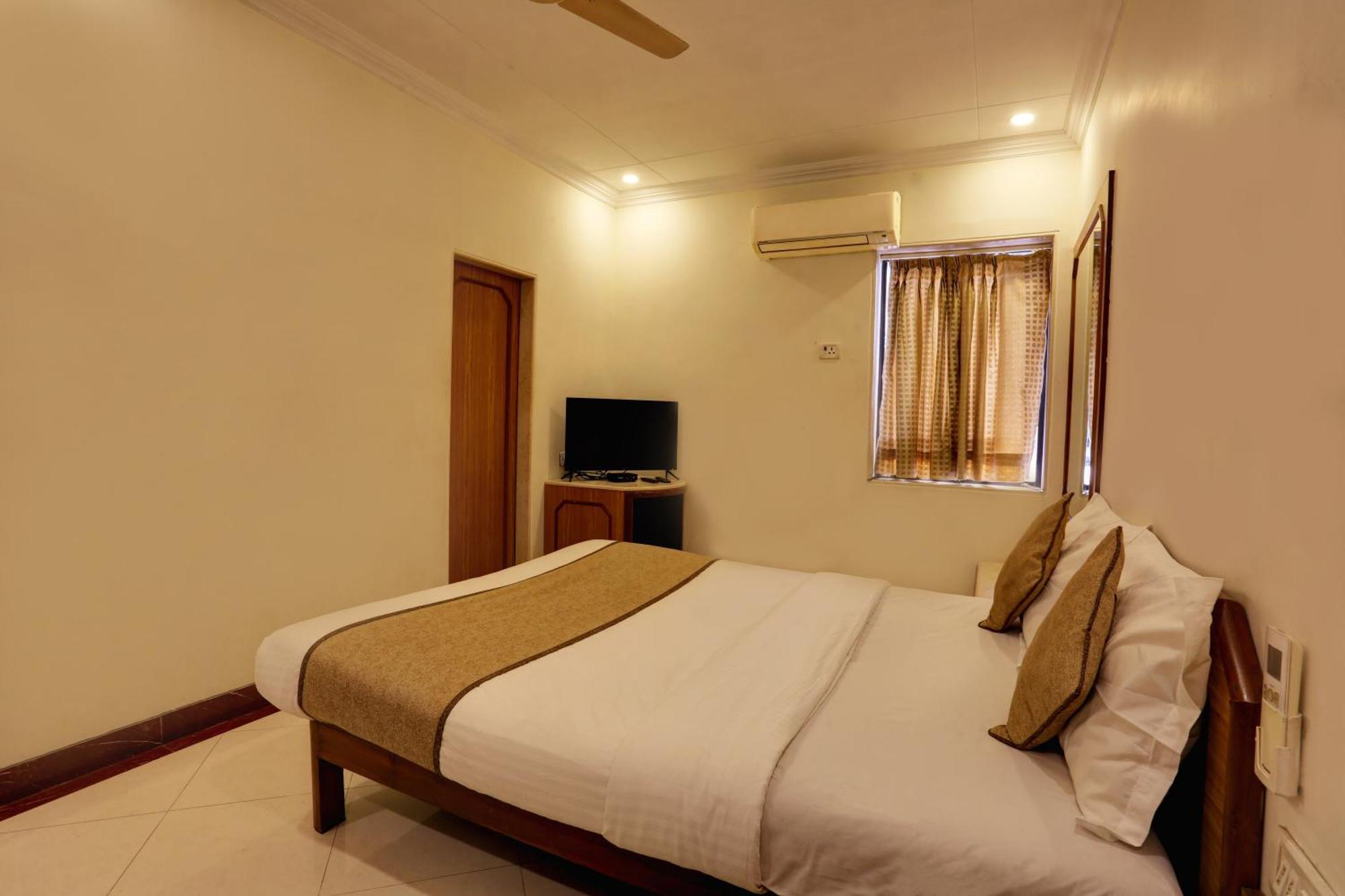 Accord Hotel Mumbai