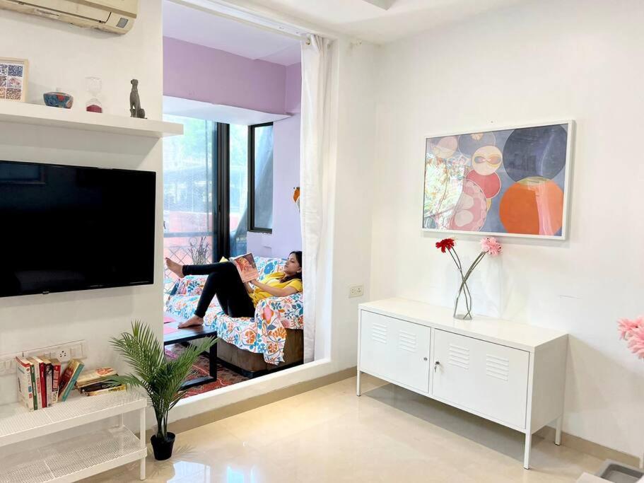 Apartment Sterling 102, Off Carter Road, Bandra West By Connekt Homes