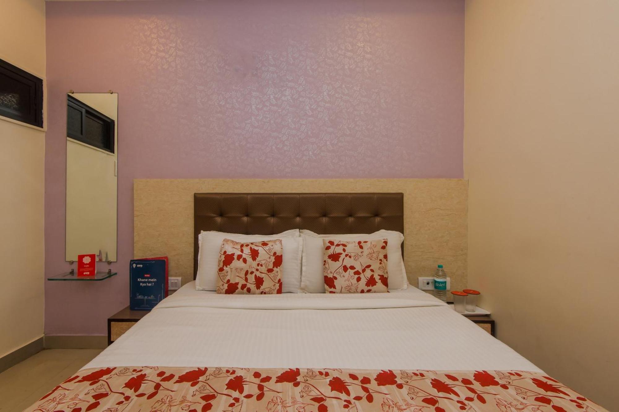 O Golden Nest Near Chhatrapati Shivaji International Airport Hotel 3*