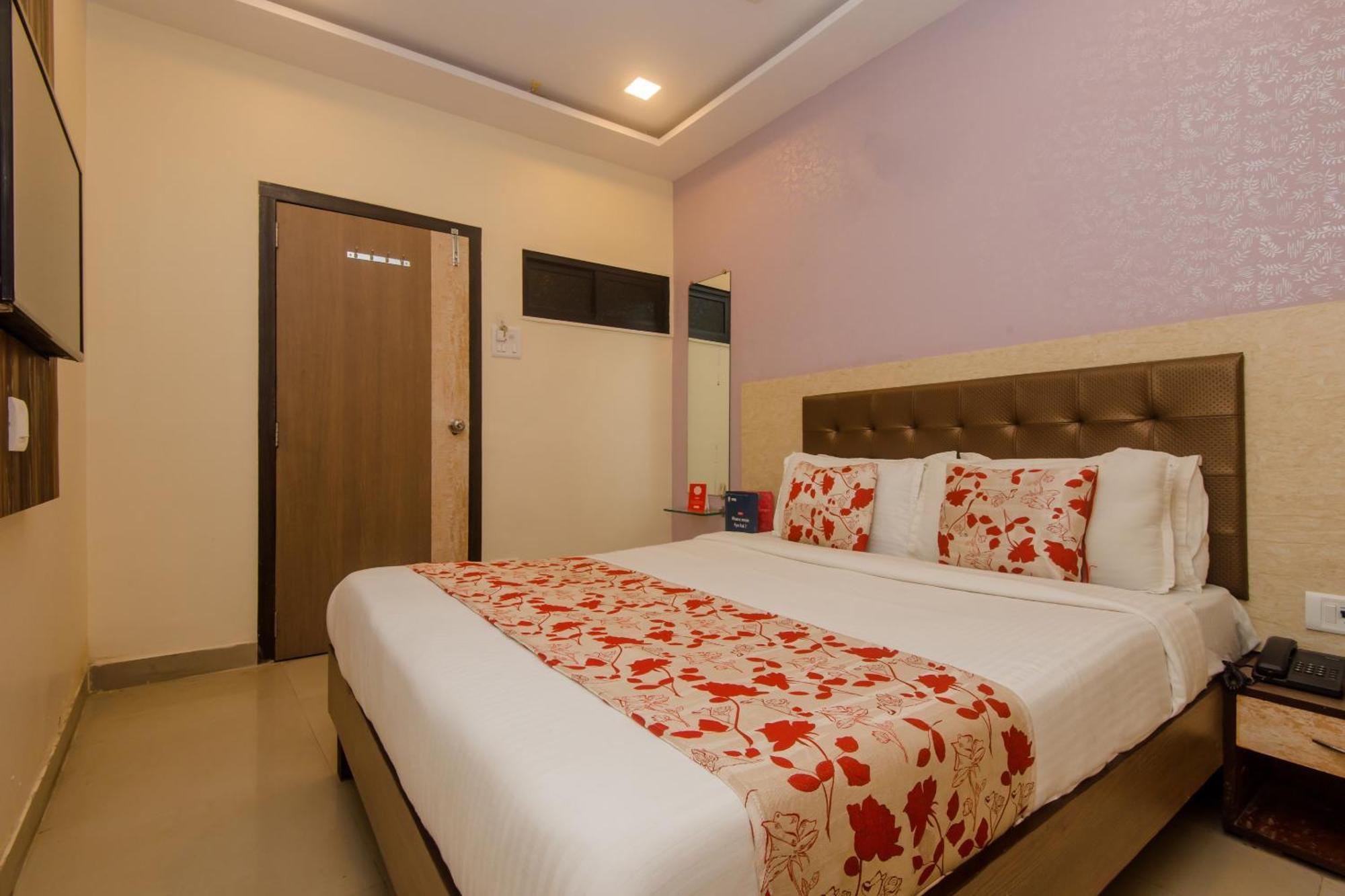 O Golden Nest Near Chhatrapati Shivaji International Airport Hotel 3*