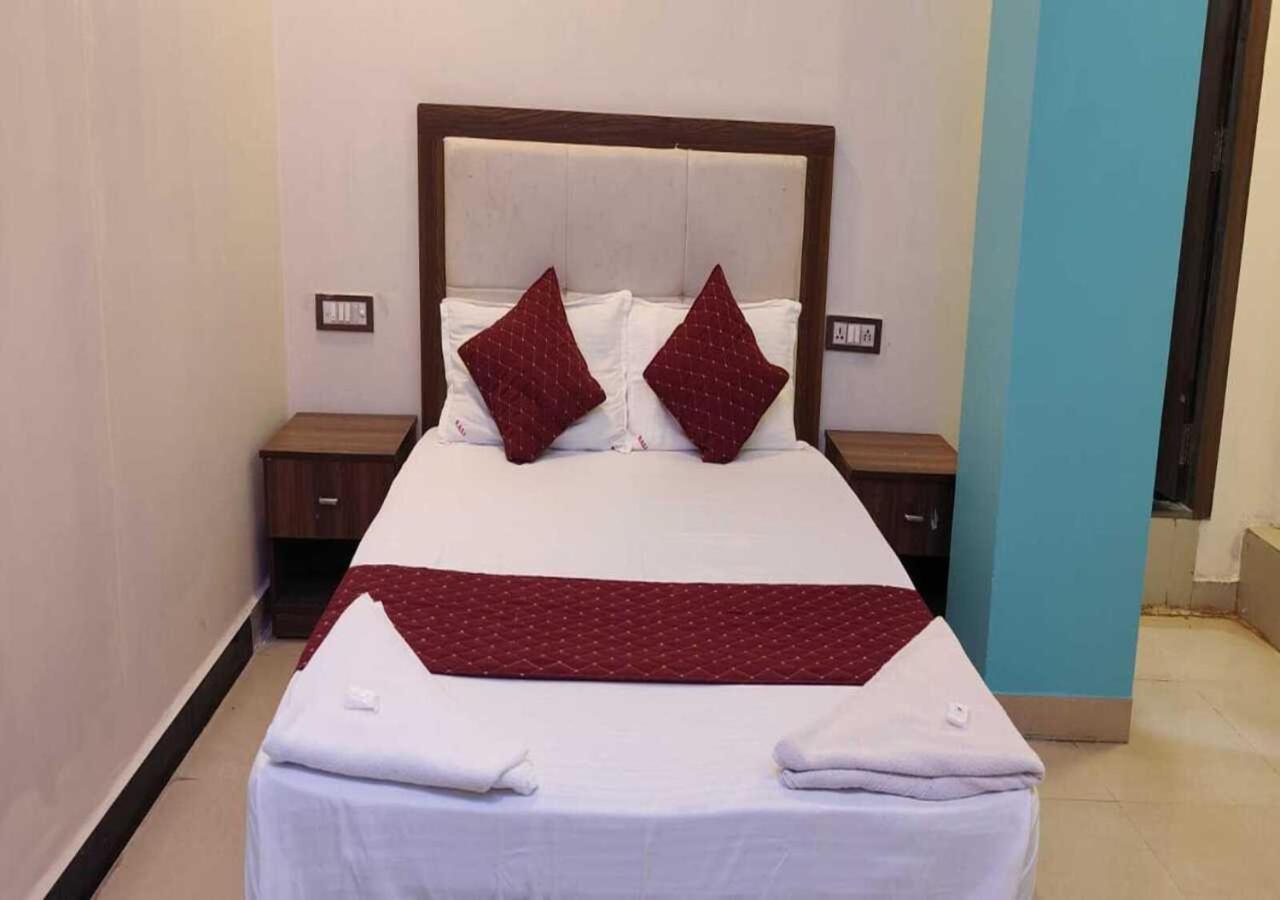 Hotel Blue Sky Residency 3*