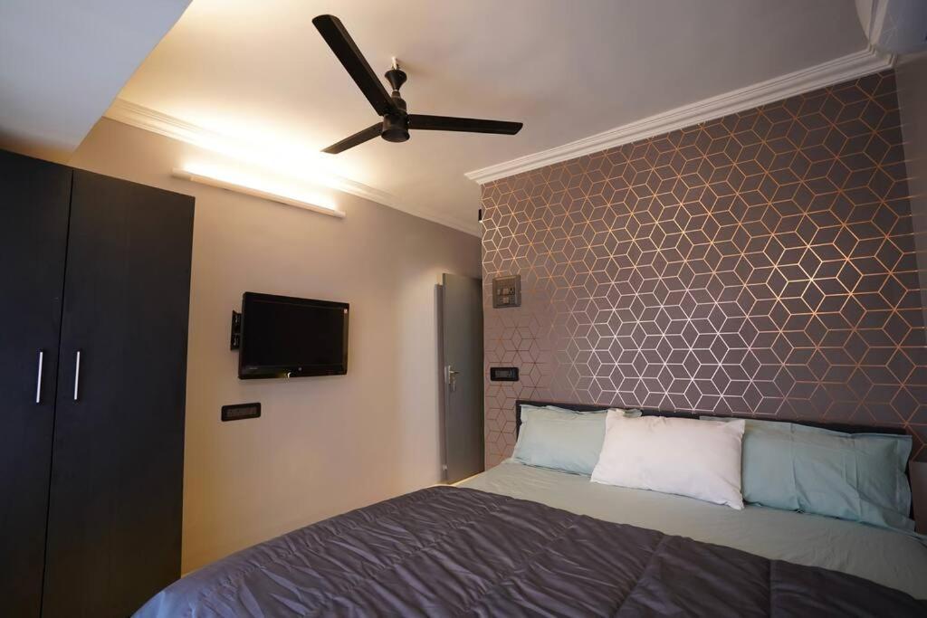 Mcsc: Elite Enclave - 2bhk Luxury Apt With Terrace Apartment *
