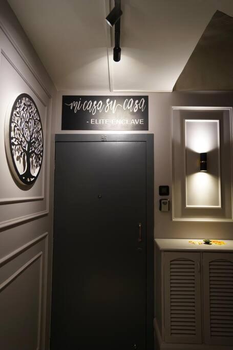 Mcsc: Elite Enclave - 2bhk Luxury Apt With Terrace * Mumbai