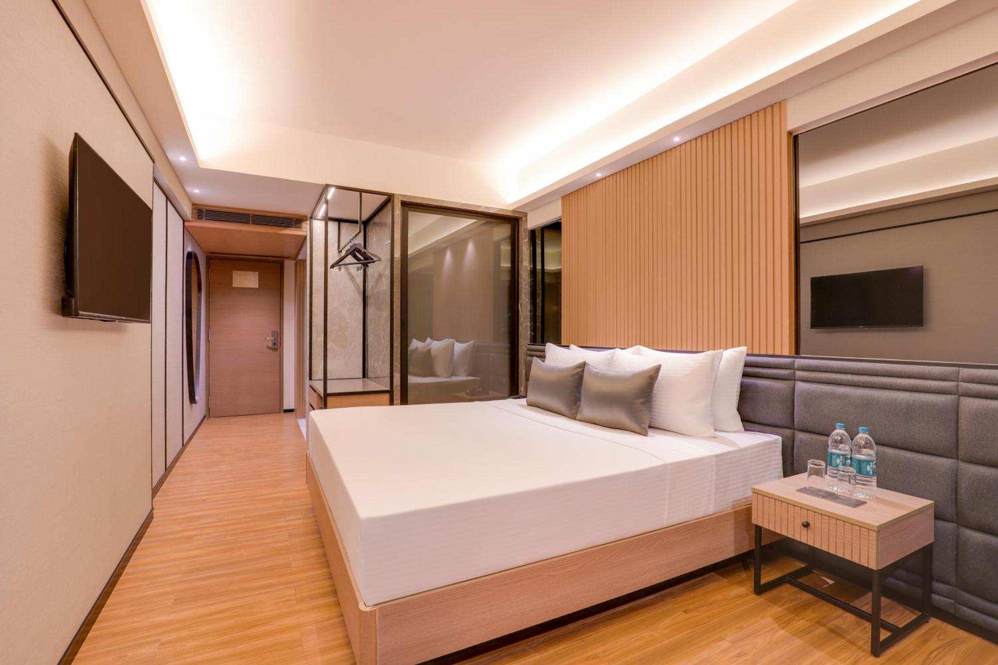 Lemon Tree Premier, Malad, Hotel 4*