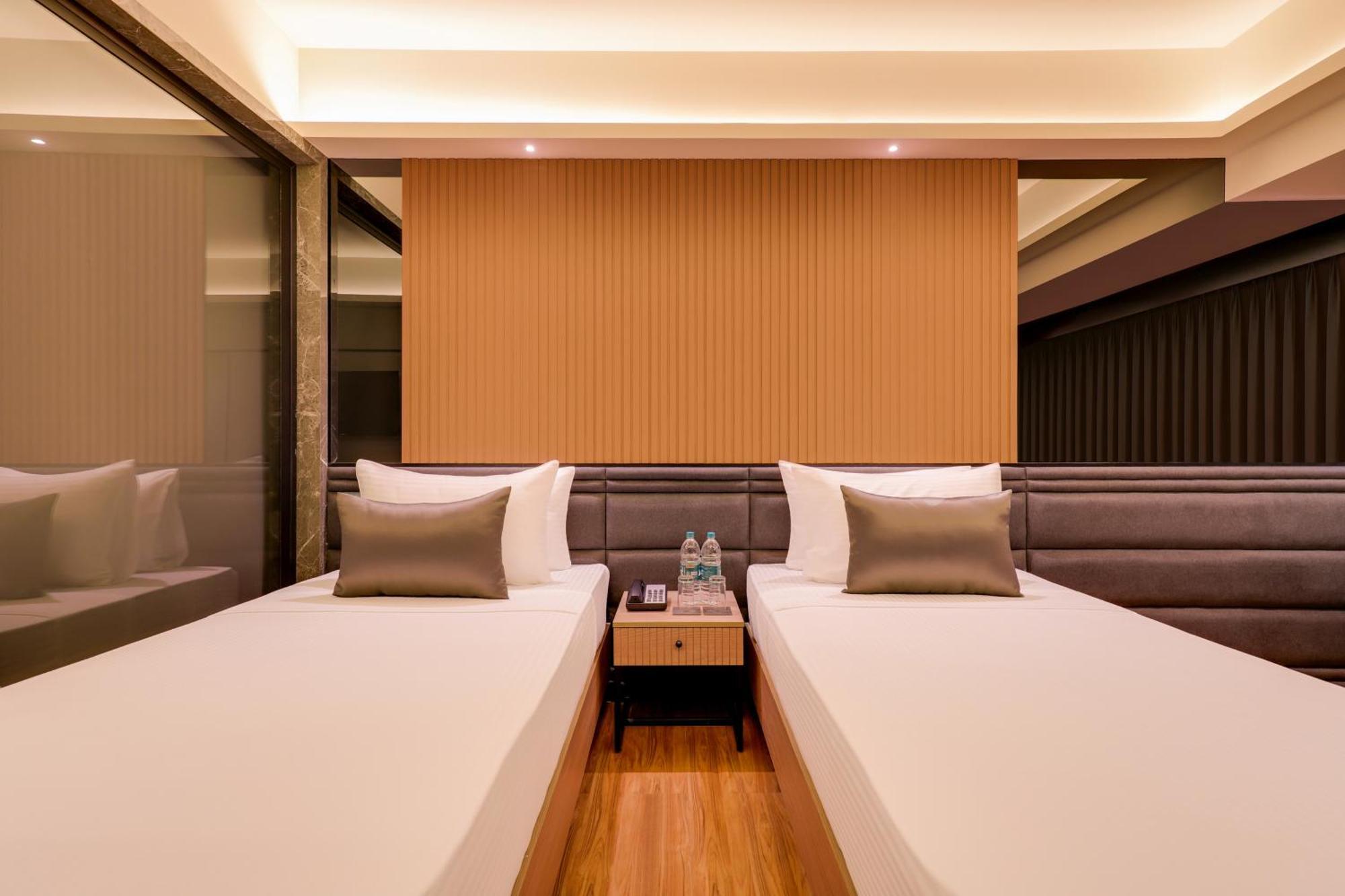 Lemon Tree Premier, Malad, 4* Mumbai