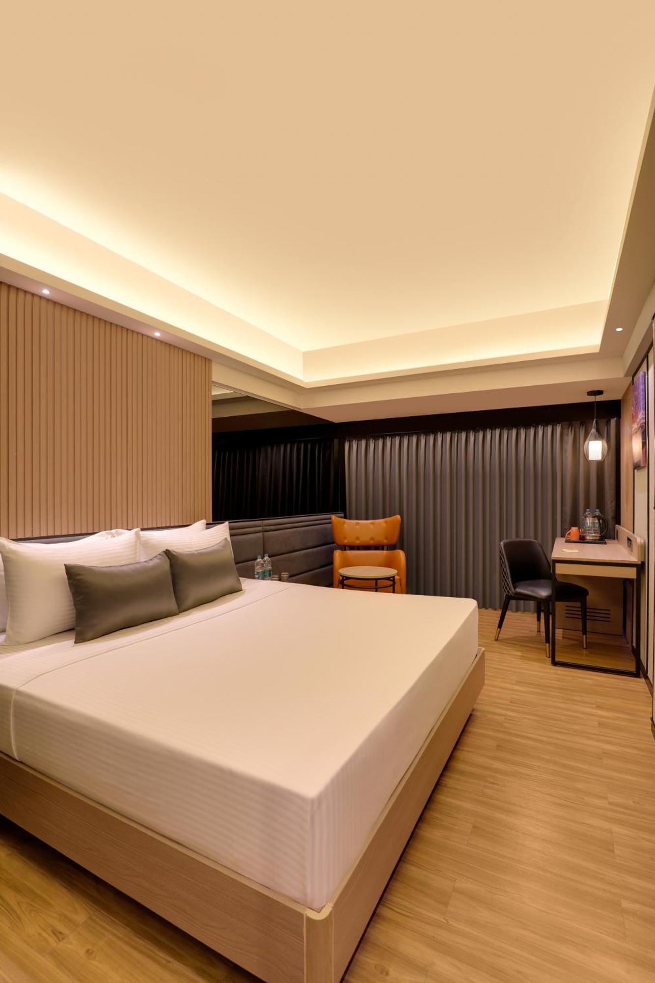 Lemon Tree Premier, Malad, 4* Mumbai