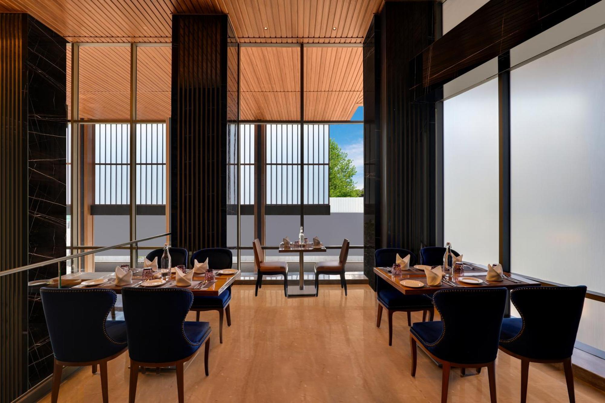 Lemon Tree Premier, Malad, Hotel 4*