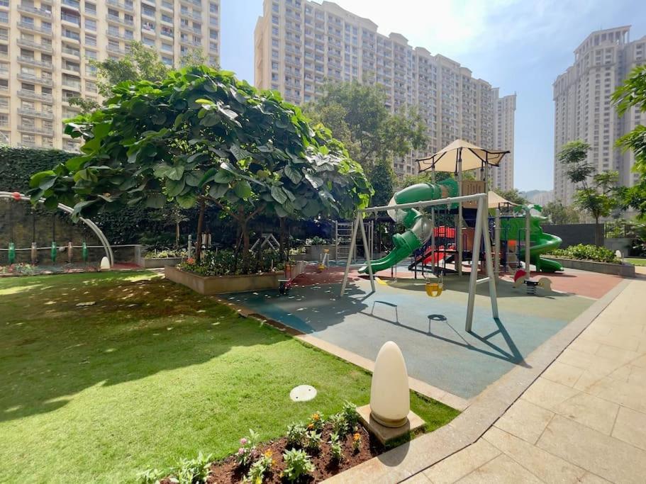 Nest 1 Bhk In Hiranandani Powai Apartment *