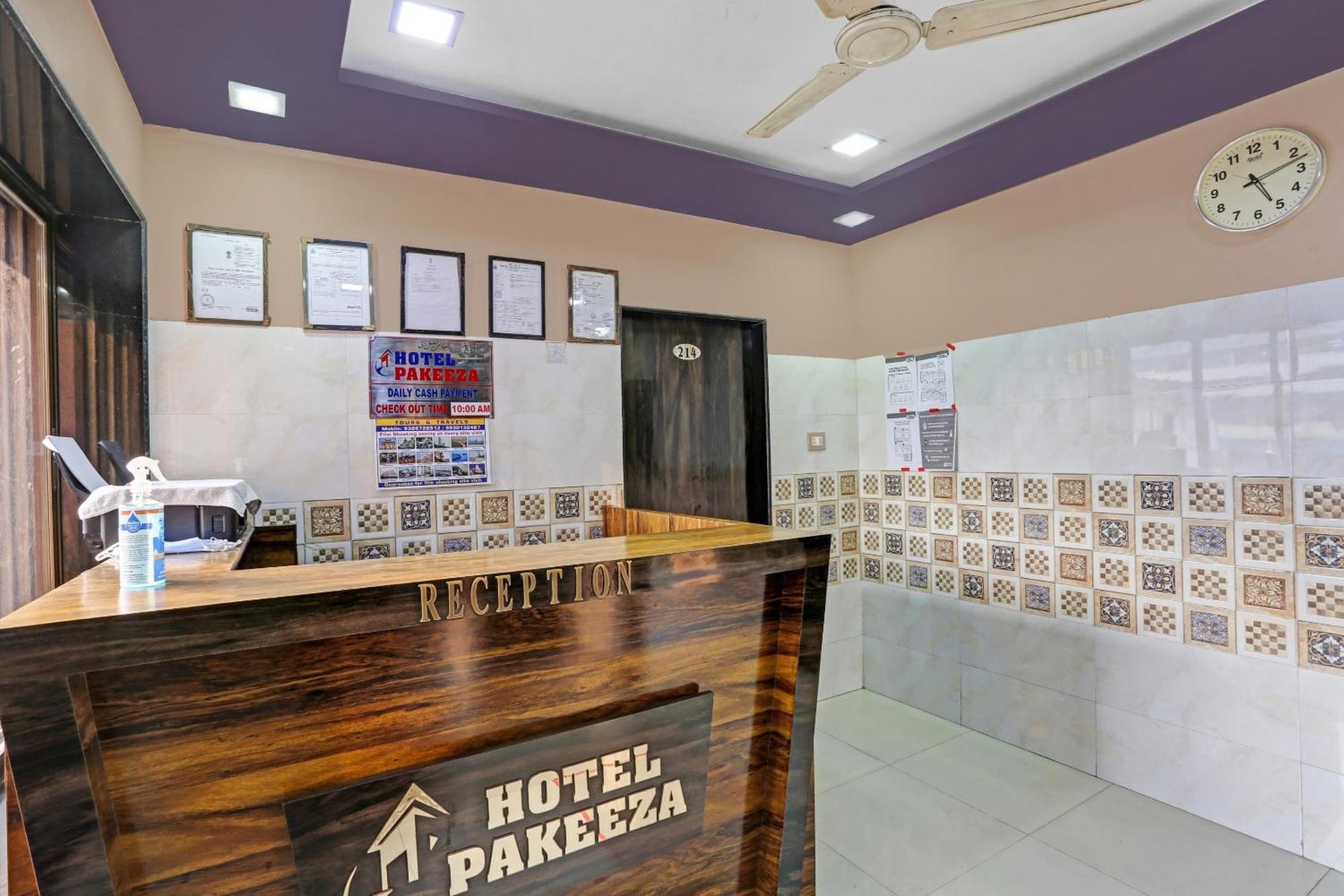 Oyo Flagship Pakeeza Hotel 4*