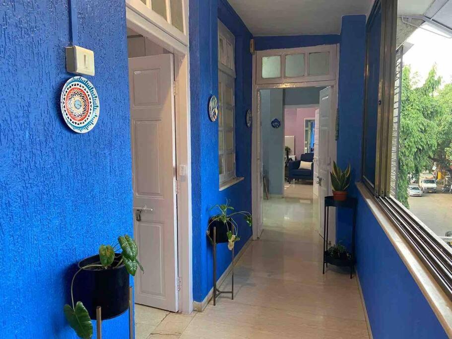 Apartment Rahat Manazil- The Old Warm Charm 2 Bedroom In Khar West By Connekt Homes *